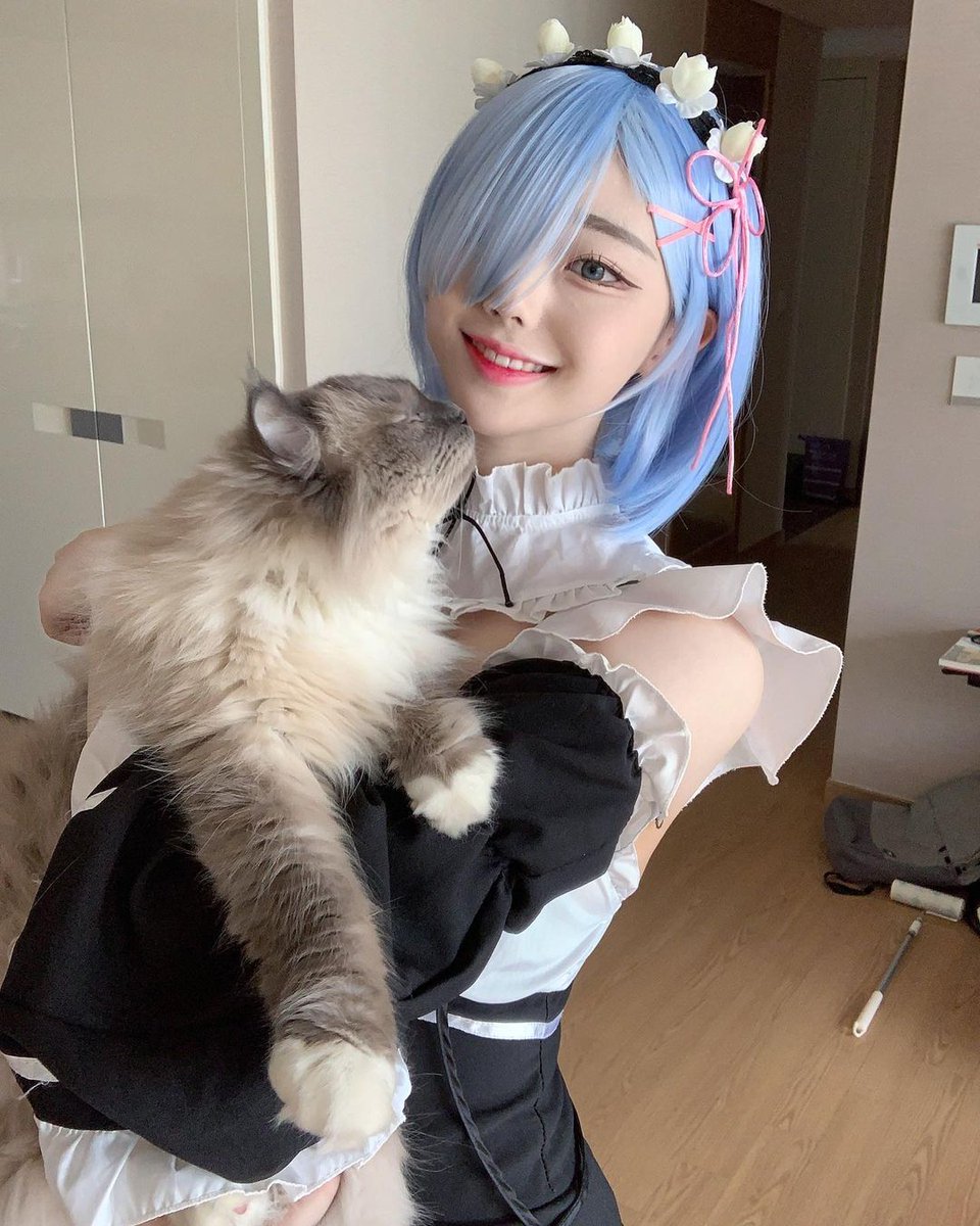히나 대표 이미지